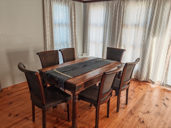 SavannahSunHolidayHome-002-th.jpg