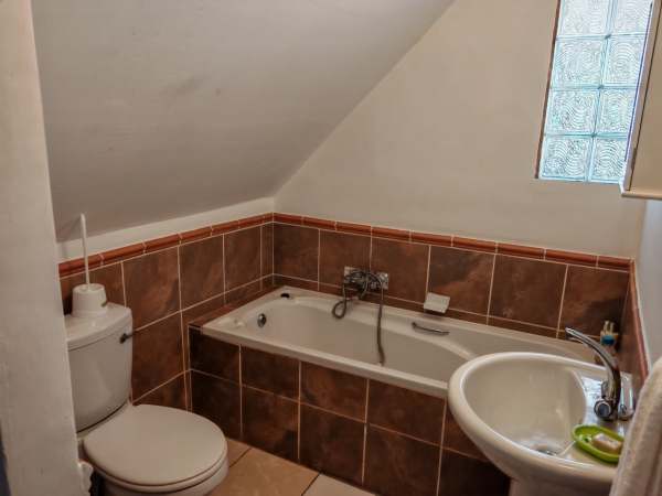 SavannahSunHolidayHome-012-th.jpg